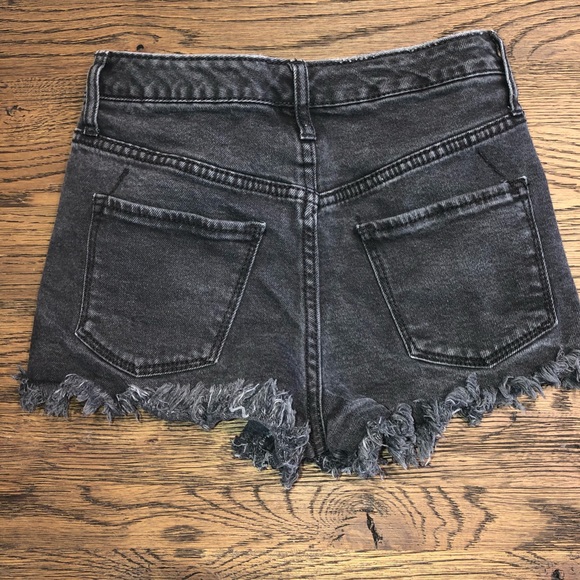 denim shorts - Picture 2 of 3